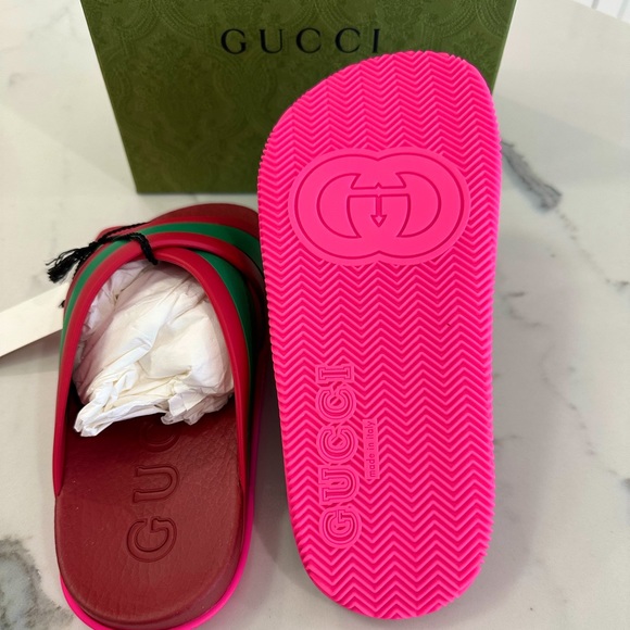 Gucci Rubber Web Stripe Sandals - Picture 6 of 8